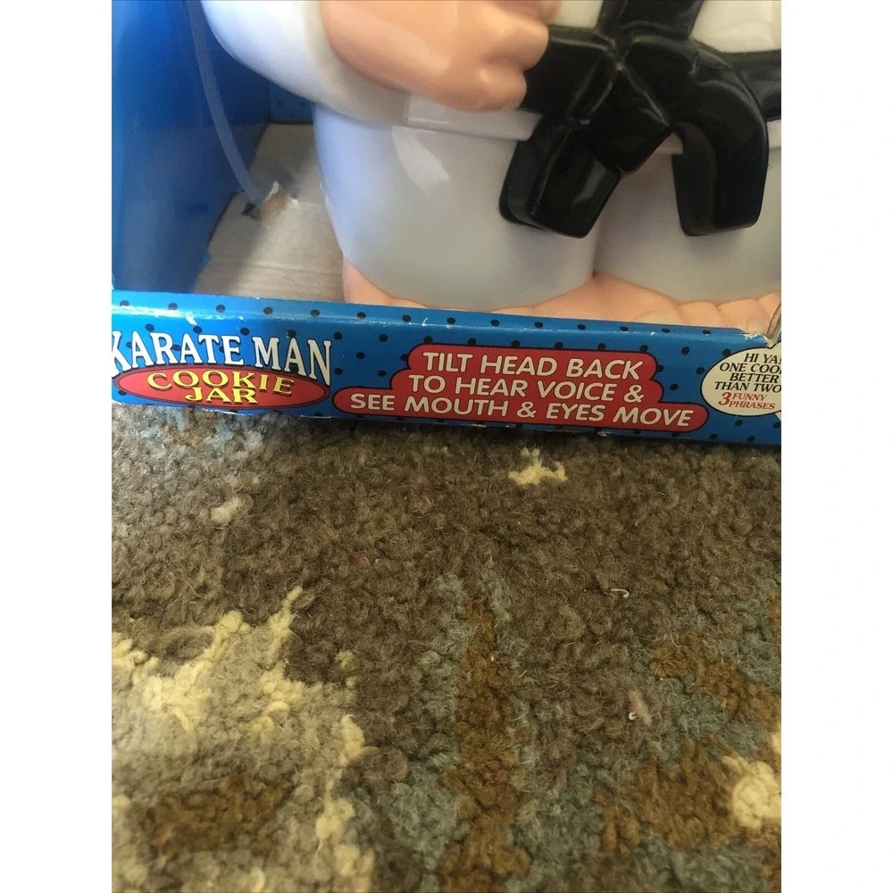 KARATE MAN TALKING COOKIE‎ JAR NEW